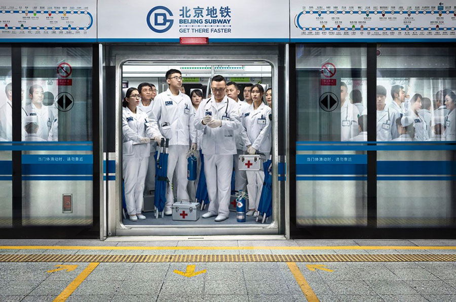 Beijing-Subway-Get-there-faster-Paramedics-Ad-1024x679 کمپین تبلیغاتی به بیانی ساده! قسمت دوم  و پایانی علیجاه شهربانویی